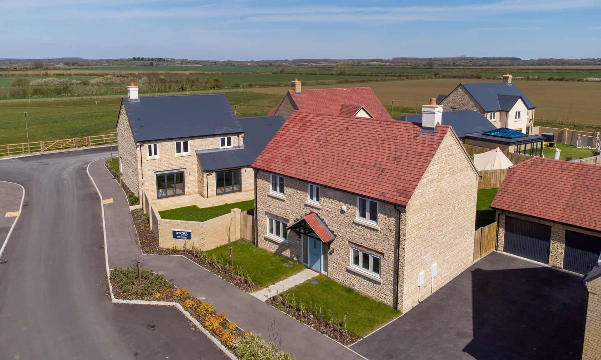 Aerial view of new suburban housing development in UK.